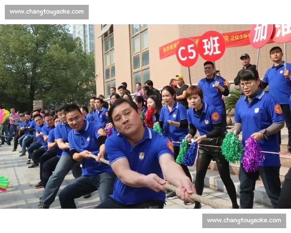一龙对决西提猜巅峰之战视频解析揭示胜负关键瞬间与技术博弈全景复盘